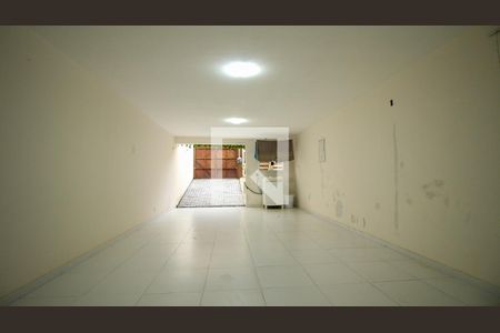 Casa à venda com 300m², 4 quartos e 6 vagasGaragem