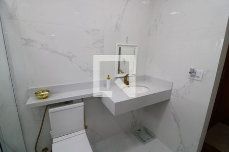 Casa à venda com 300m², 4 quartos e 6 vagasBanheiro da Suíte