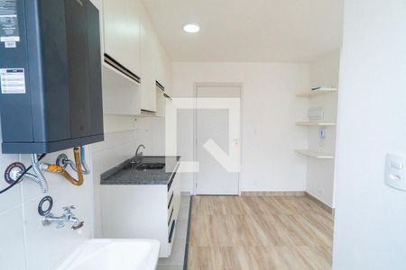 Apartamento à venda com 40m², 2 quartos e sem vaga Apartamento à venda com 40m², 2 quartos e sem vagaCozinha e Área de Serviço