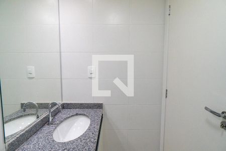 Apartamento à venda com 40m², 2 quartos e sem vaga Apartamento à venda com 40m², 2 quartos e sem vagaBanheiro