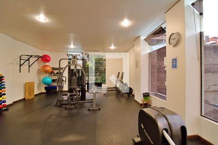 Apartamento à venda com 140m², 2 quartos e 3 vagas Apartamento à venda com 140m², 2 quartos e 3 vagasÁrea comum - Academia