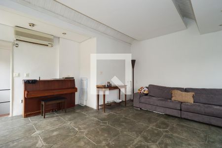 Apartamento à venda com 140m², 2 quartos e 3 vagas Apartamento à venda com 140m², 2 quartos e 3 vagasCobertura