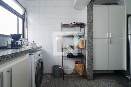 Apartamento à venda com 140m², 2 quartos e 3 vagas Apartamento à venda com 140m², 2 quartos e 3 vagasÁrea de Serviço
