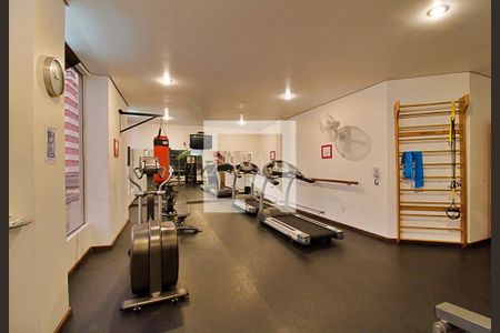 Apartamento à venda com 140m², 2 quartos e 3 vagas Apartamento à venda com 140m², 2 quartos e 3 vagasÁrea comum - Academia