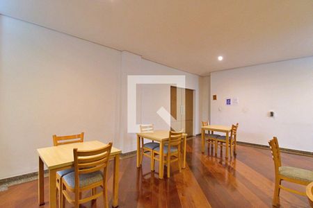 Apartamento à venda com 140m², 2 quartos e 3 vagas Apartamento à venda com 140m², 2 quartos e 3 vagasÁrea comum - Salão de festas