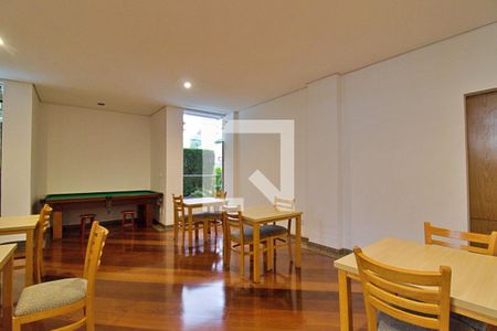 Apartamento à venda com 140m², 2 quartos e 3 vagas Apartamento à venda com 140m², 2 quartos e 3 vagasÁrea comum - Salão de festas