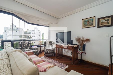 Sala de apartamento à venda com 2 quartos, 140m² em Real Parque, São Paulo