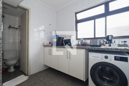 Apartamento à venda com 140m², 2 quartos e 3 vagas Apartamento à venda com 140m², 2 quartos e 3 vagasÁrea de Serviço