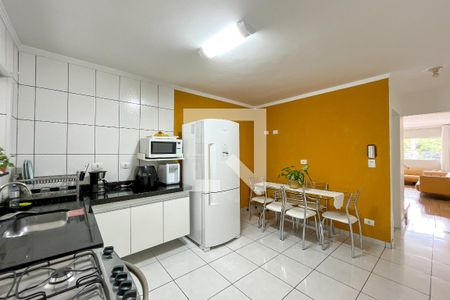 Casa à venda com 142m², 3 quartos e 4 vagas Casa à venda com 142m², 3 quartos e 4 vagasCozinha