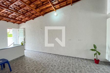 Casa à venda com 142m², 3 quartos e 4 vagas Casa à venda com 142m², 3 quartos e 4 vagasÁrea de Serviço 2