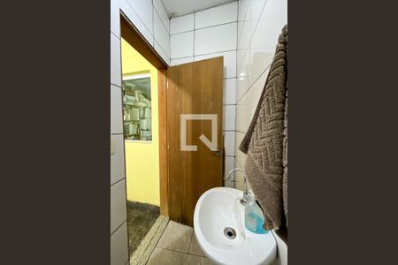Casa à venda com 142m², 3 quartos e 4 vagas Casa à venda com 142m², 3 quartos e 4 vagasBanheiro de Serviço 2