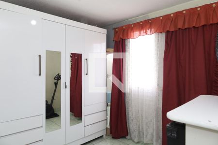 Quarto 2 de apartamento para alugar com 2 quartos, 50m² em Conjunto Residencial José Bonifácio, São Paulo
