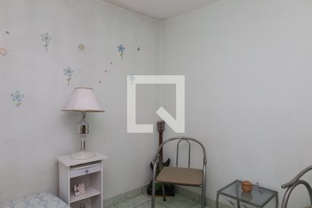 Quarto 1 de apartamento para alugar com 2 quartos, 50m² em Conjunto Residencial José Bonifácio, São Paulo