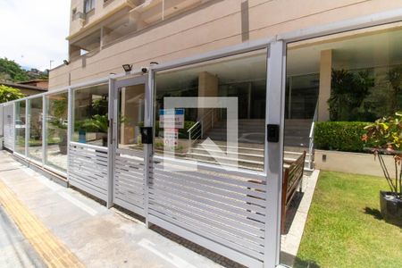 Apartamento à venda com 78m², 3 quartos e 1 vaga Apartamento à venda com 78m², 3 quartos e 1 vagaFachada