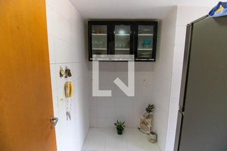 Apartamento à venda com 78m², 3 quartos e 1 vaga Apartamento à venda com 78m², 3 quartos e 1 vagaCozinha e Área de Serviço