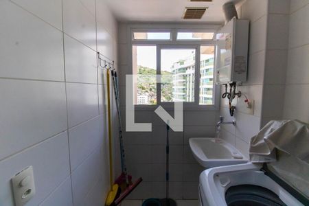 Apartamento à venda com 78m², 3 quartos e 1 vaga Apartamento à venda com 78m², 3 quartos e 1 vagaCozinha e Área de Serviço