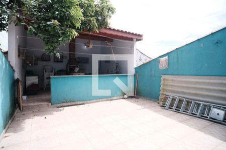 Casa à venda com 156m², 3 quartos e 4 vagas Casa à venda com 156m², 3 quartos e 4 vagasÁrea Externa