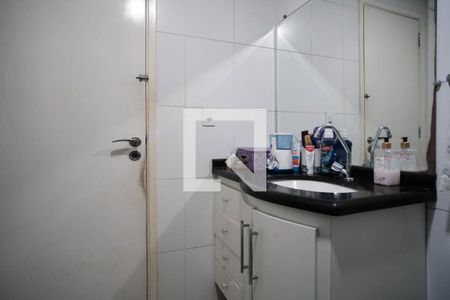 Casa à venda com 156m², 3 quartos e 4 vagas Casa à venda com 156m², 3 quartos e 4 vagasBanheiro