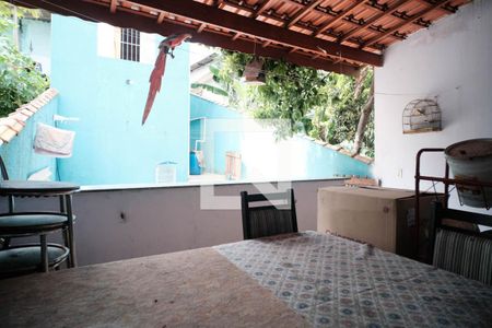 Casa à venda com 156m², 3 quartos e 4 vagas Casa à venda com 156m², 3 quartos e 4 vagasÁrea Externa