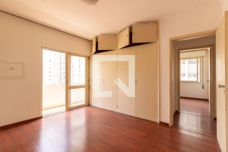 Apartamento à venda com 136m², 3 quartos e 1 vagaSuíte