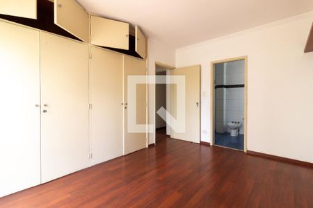 Apartamento à venda com 136m², 3 quartos e 1 vagaSuíte