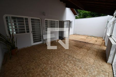Casa à venda com 280m², 2 quartos e 2 vagasGaragem
