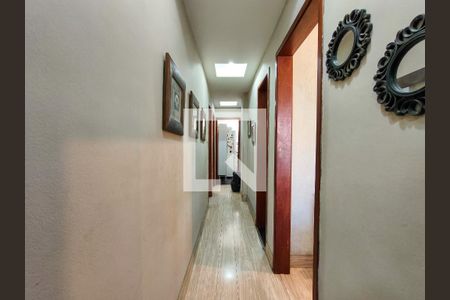 Corredor de apartamento para alugar com 3 quartos, 98m² em Rio Comprido, Rio de Janeiro