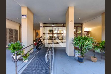 Apartamento para alugar com 98m², 3 quartos e sem vagaFachada e portaria