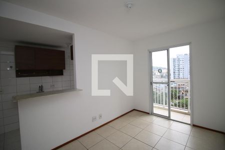 Sala de apartamento para alugar com 2 quartos, 45m² em Irajá, Rio de Janeiro