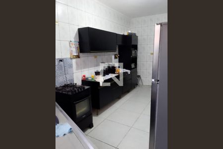 Casa à venda com 94m², 3 quartos e 2 vagasCozinha