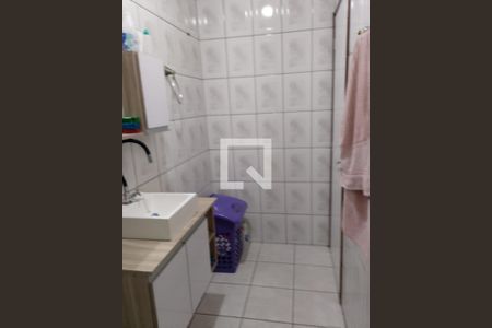 Casa à venda com 94m², 3 quartos e 2 vagasBanheiro