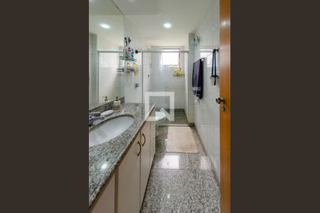 Apartamento à venda com 90m², 3 quartos e 2 vagas Apartamento à venda com 90m², 3 quartos e 2 vagasBanheiro