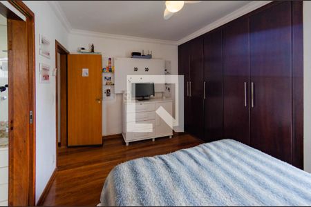 Apartamento à venda com 90m², 3 quartos e 2 vagas Apartamento à venda com 90m², 3 quartos e 2 vagasSuíte