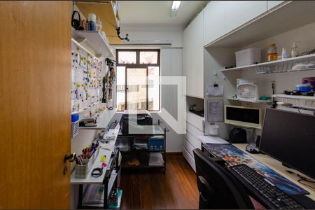 Apartamento à venda com 90m², 3 quartos e 2 vagas Apartamento à venda com 90m², 3 quartos e 2 vagasQuarto 1