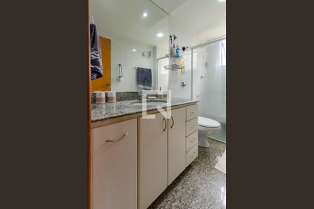 Apartamento à venda com 90m², 3 quartos e 2 vagas Apartamento à venda com 90m², 3 quartos e 2 vagasBanheiro