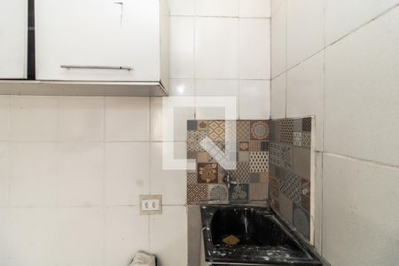 Casa de condomínio à venda com 60m², 2 quartos e 1 vagaÁrea de Serviço