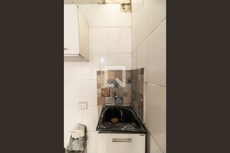 Casa de condomínio à venda com 60m², 2 quartos e 1 vagaÁrea de Serviço