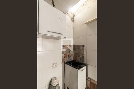 Casa de condomínio à venda com 60m², 2 quartos e 1 vagaÁrea de Serviço