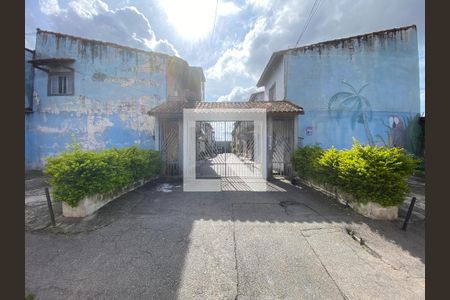 Casa de condomínio à venda com 60m², 2 quartos e 1 vagaFachada + placa 