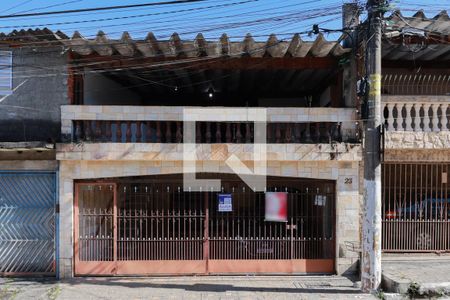 Casa para alugar com 65m², 1 quarto e 1 vagaFachada + plaquinha