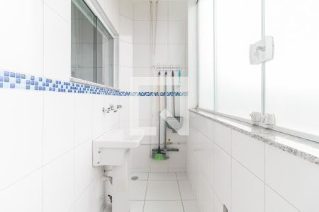 Apartamento para alugar com 68m², 2 quartos e 1 vagaÁrea de Serviço