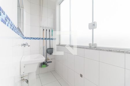 Apartamento para alugar com 68m², 2 quartos e 1 vagaÁrea de Serviço