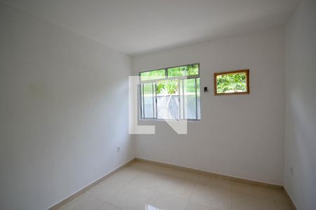 Quarto 1 de casa para alugar com 2 quartos, 70m² em Areia Branca, Belford Roxo