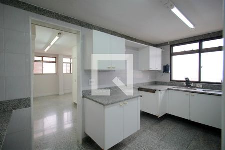 Apartamento à venda com 406m², 4 quartos e 3 vagasCozinha