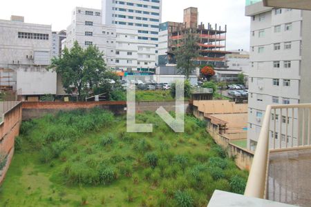 Apartamento à venda com 406m², 4 quartos e 3 vagasVista Quarto 2