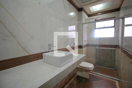 Apartamento à venda com 406m², 4 quartos e 3 vagasBanheiro