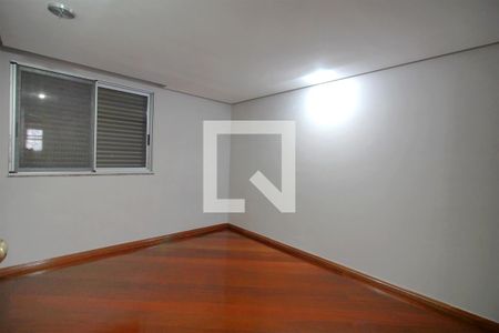 Apartamento à venda com 406m², 4 quartos e 3 vagasQuarto 2