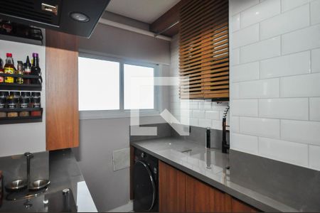 Apartamento à venda com 75m², 2 quartos e 2 vagasÁrea de Serviço