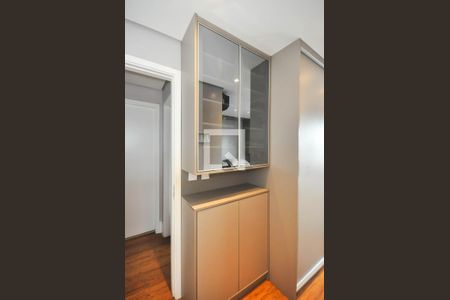 Apartamento à venda com 75m², 2 quartos e 2 vagasArmário da Suíte