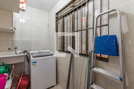 Casa à venda com 140m², 2 quartos e 2 vagas